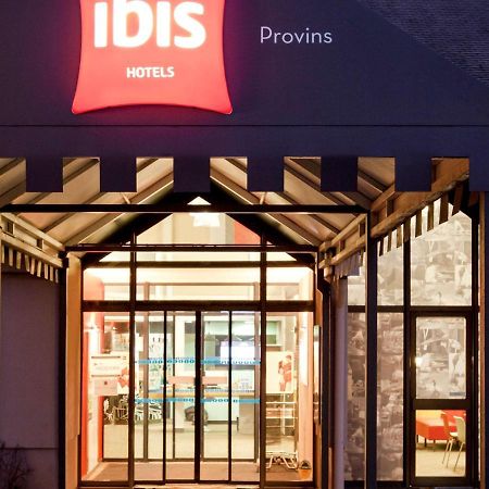 Hotel Ibis Provins Esterno foto