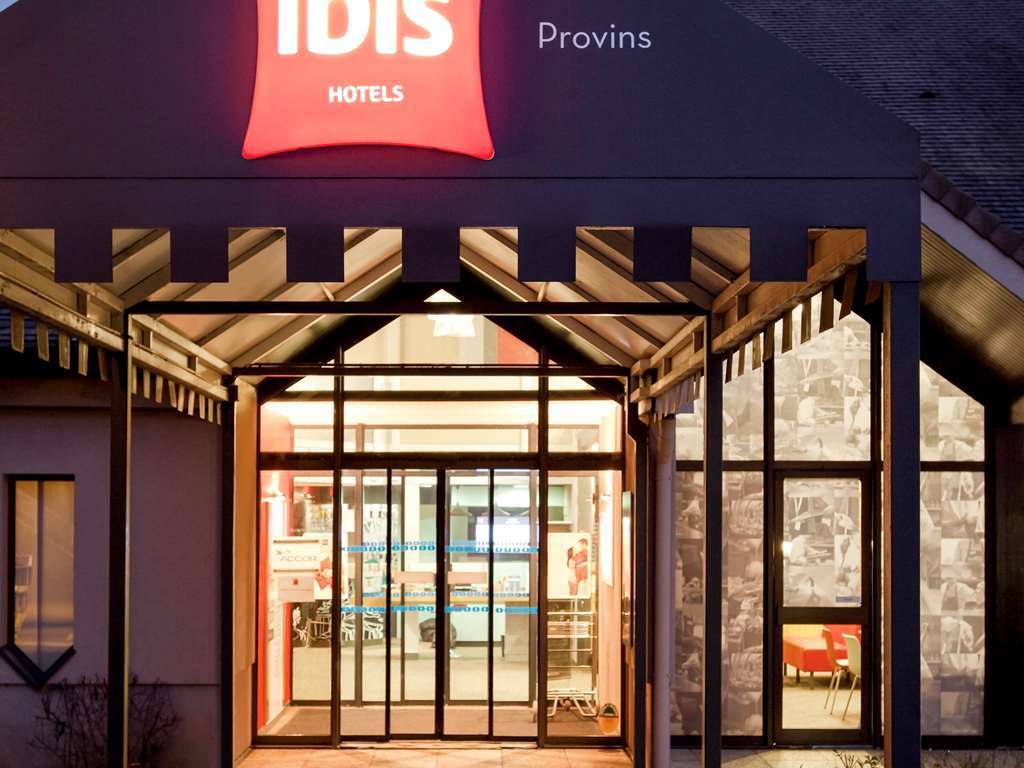 Hotel Ibis Provins Esterno foto